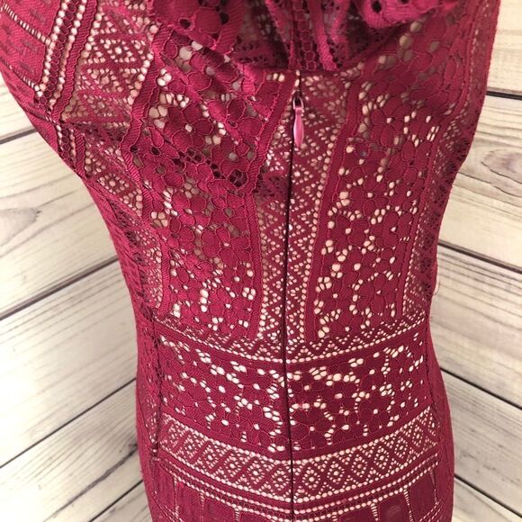 Forever 21 Burgundy Lace Short Sleeve Dress - Picture 7 of 7